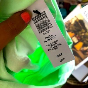 NWT ARTZIA TNA ATMOSPHERE 5’ CHILL